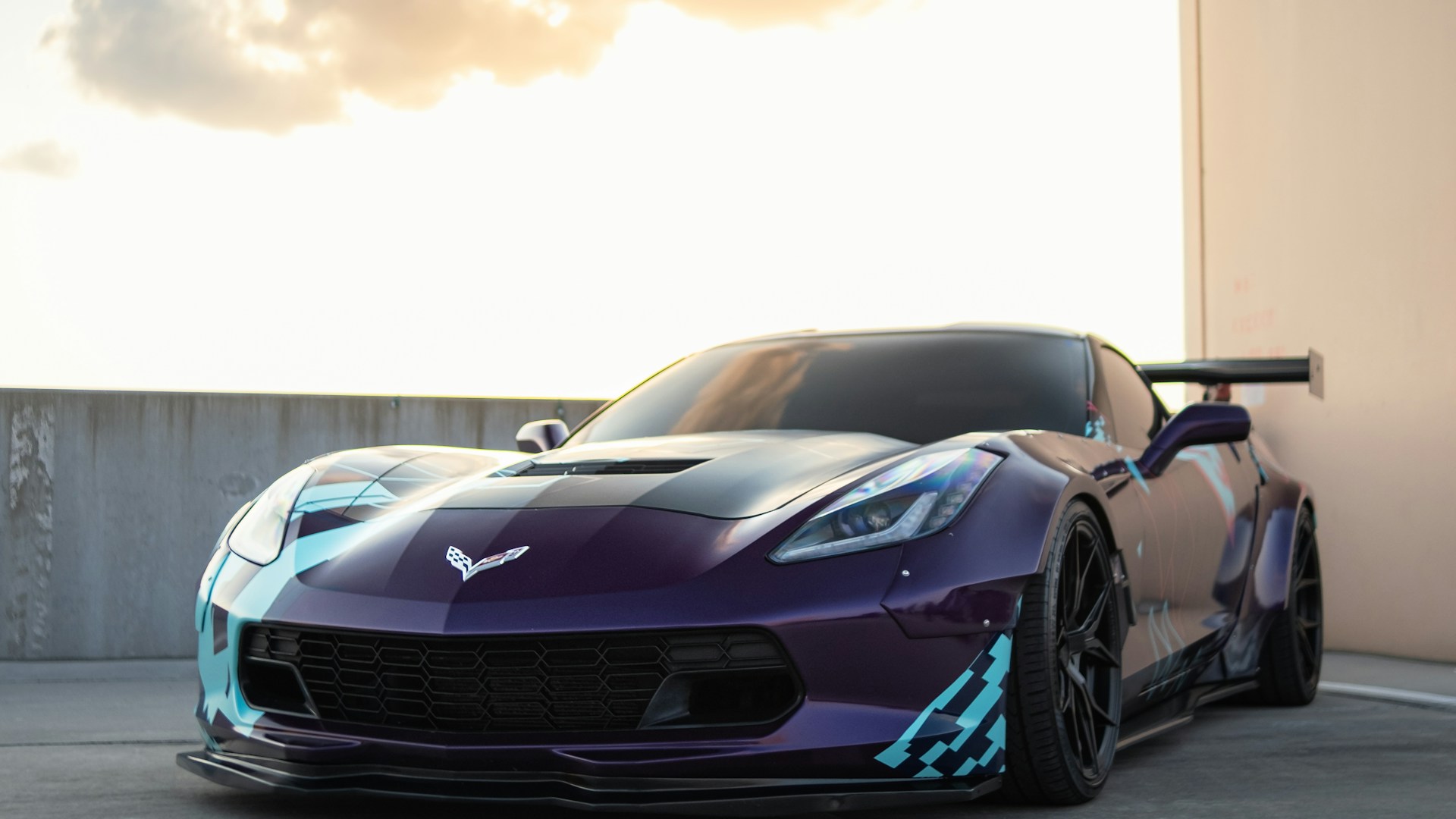 Cosmetic enhancement work on a vehicle